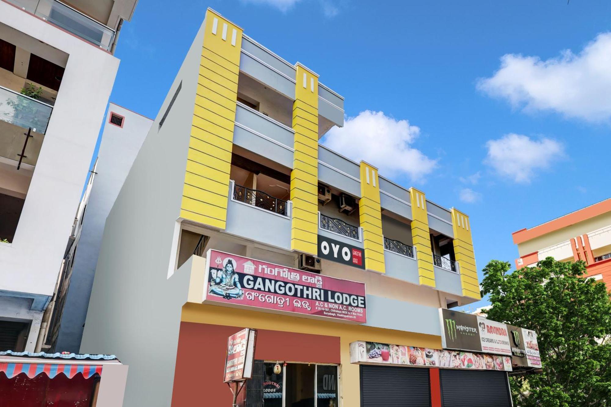 Hotel O Gangothri Lodge Visakhapatnam Exterior foto